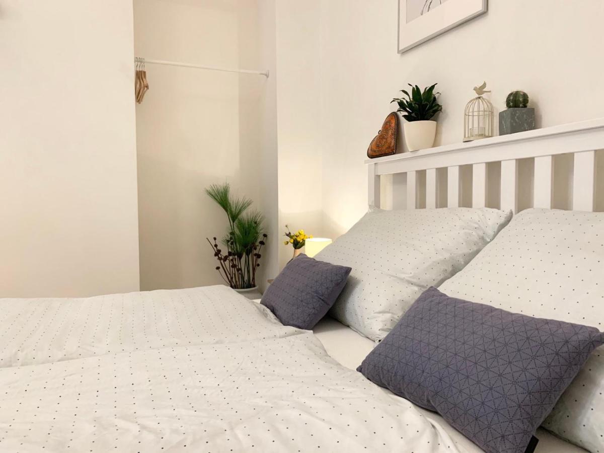פראג Apartment Preslova מראה חיצוני תמונה